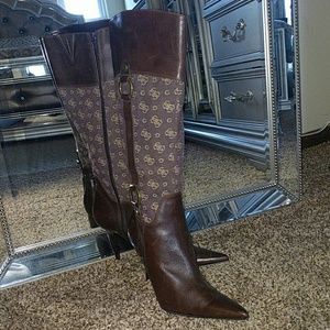 Guess boots